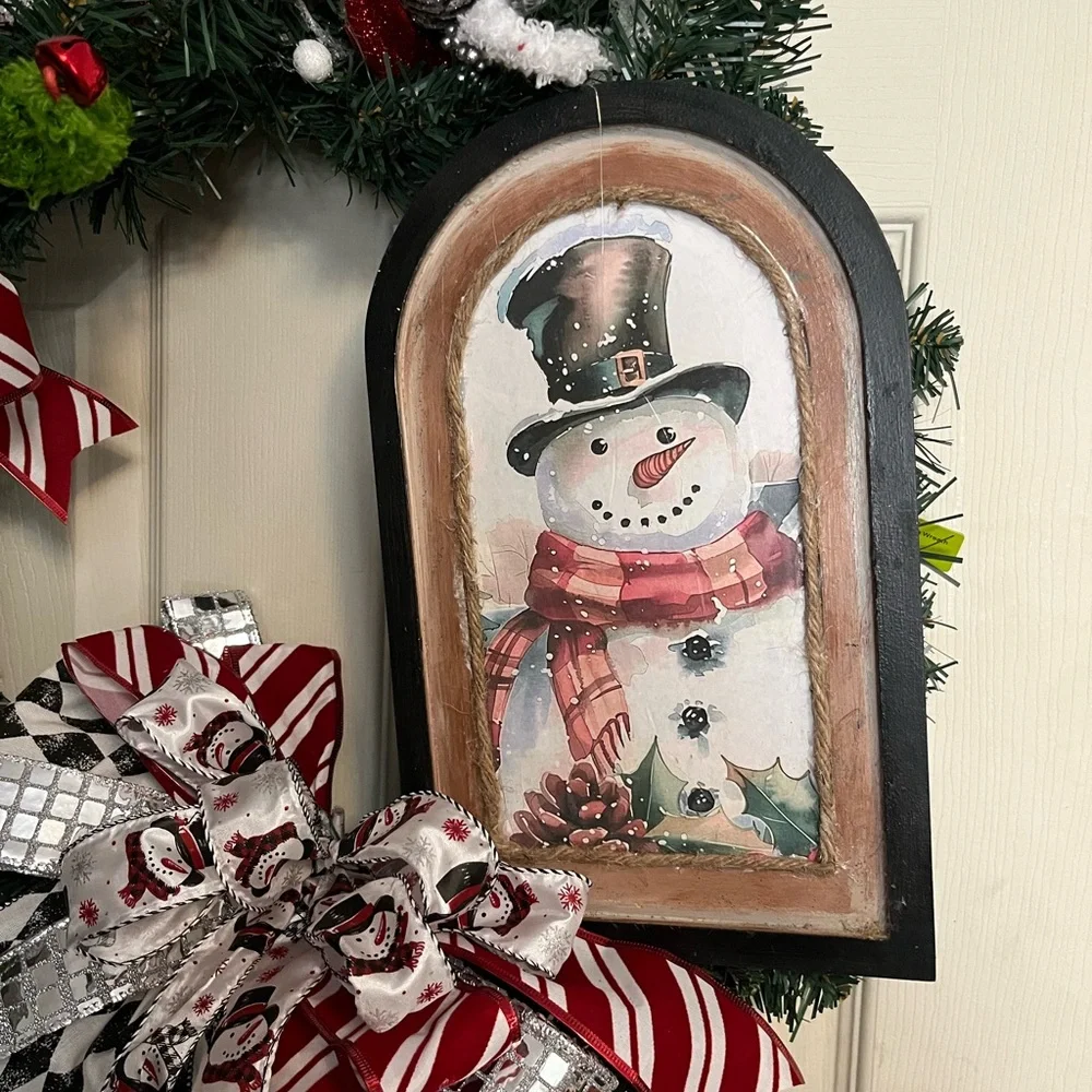 Charming Snowman Holiday Wreath with Red and Green Accents